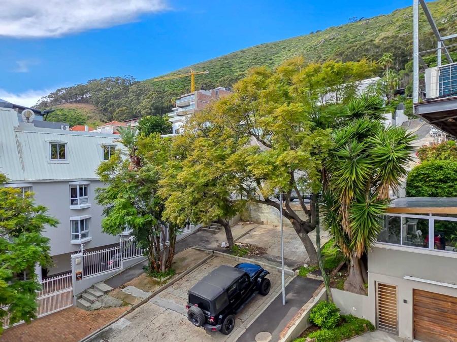 To Let 2 Bedroom Property for Rent in Sea Point Western Cape